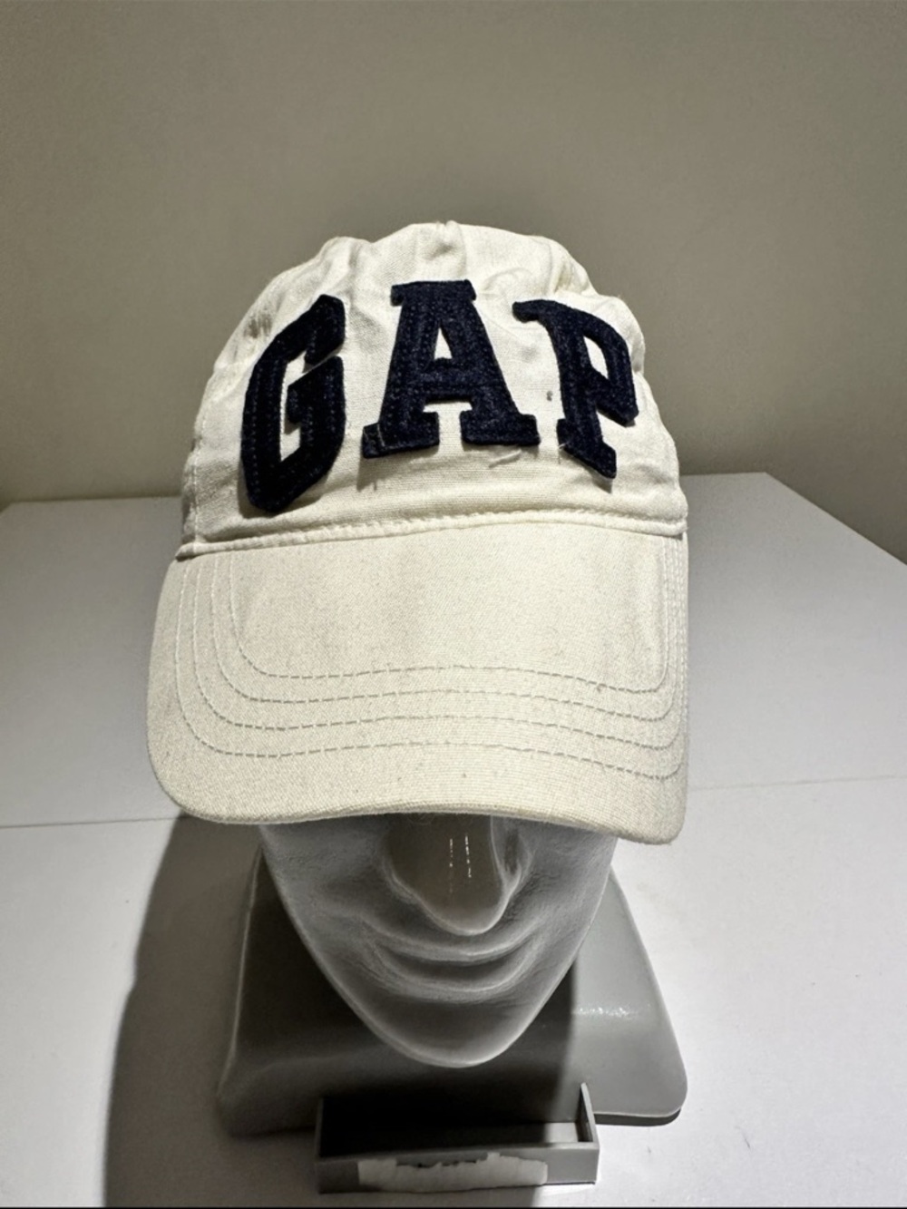 GAP Cream Baseball Cap with Navy Logo Detailing